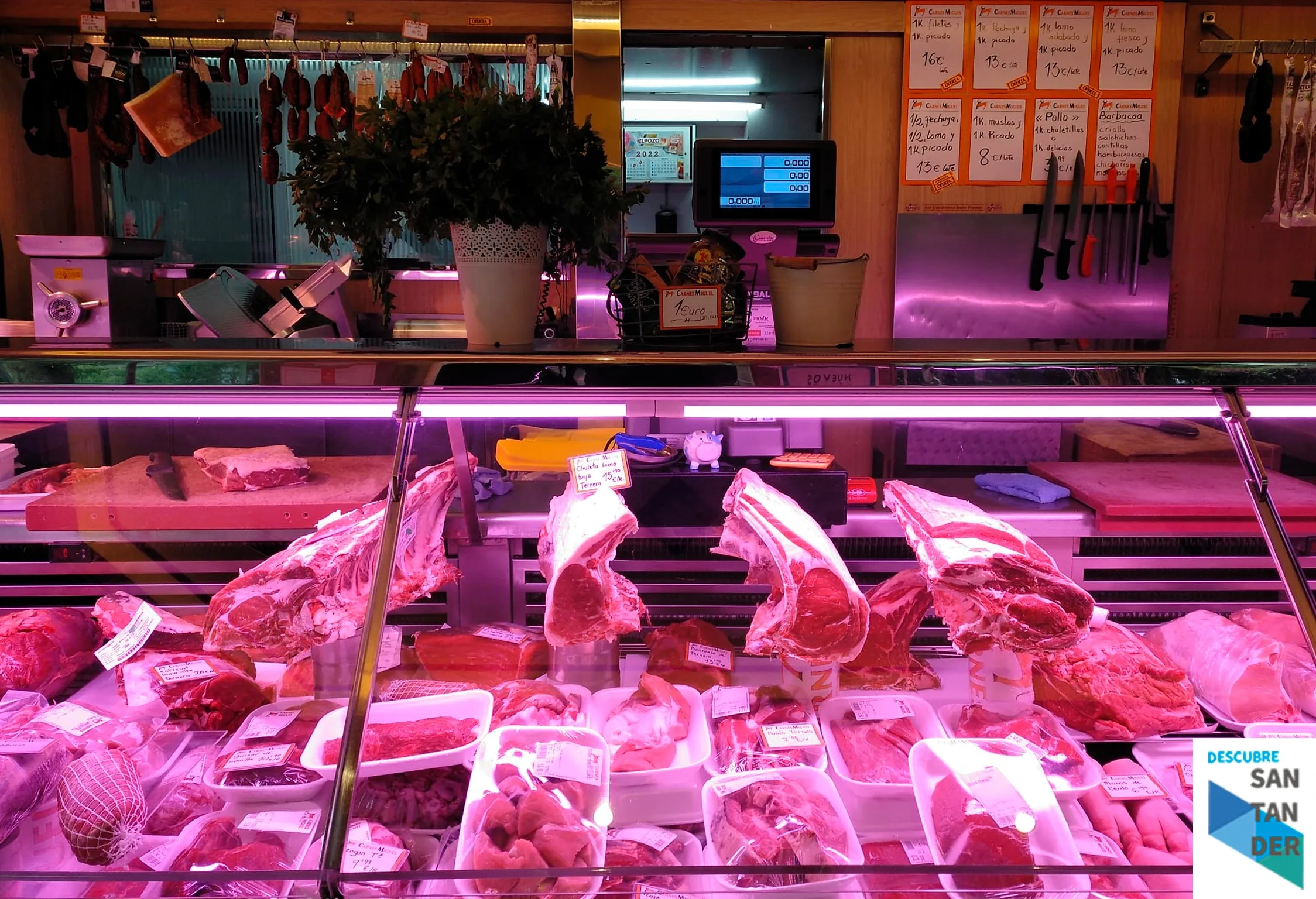 Ofertón en chuletas - Carnes Miguel. No te pierdas nuestras ofertas de escándalo para el mes de Junio.