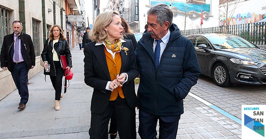 Revilla pide a Calviño que traslade la indignación y el cabreo de Cantabria por el problema de los trenes y exige una reparación urgente