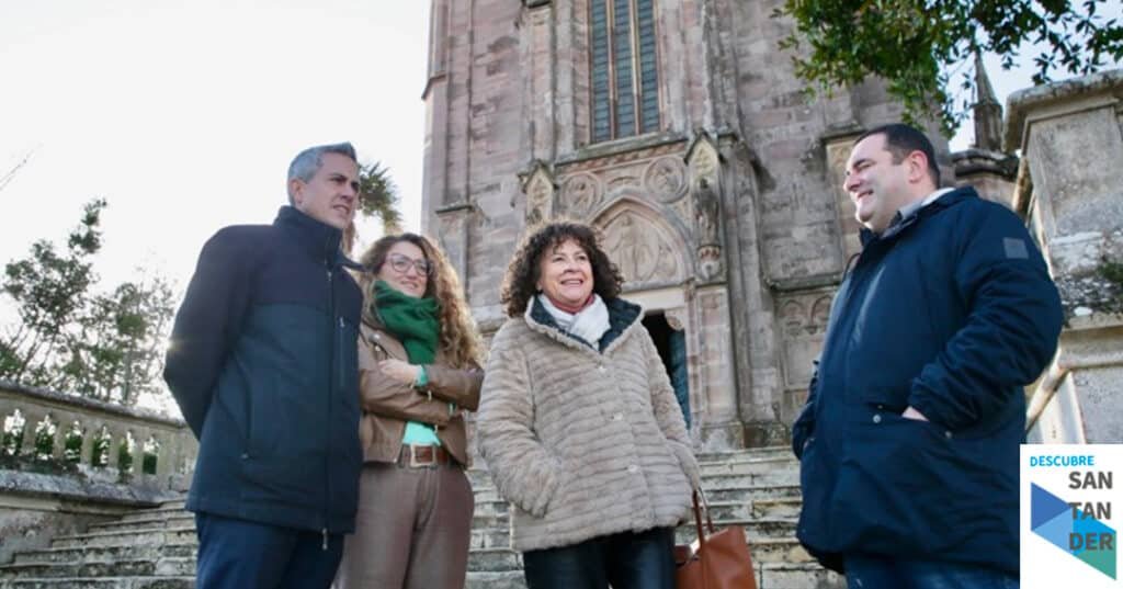 Noticias Santander Zuloaga anuncia que en agosto estará concluida la restauración de las fachadas de la Capilla Panteón de Sobrellano