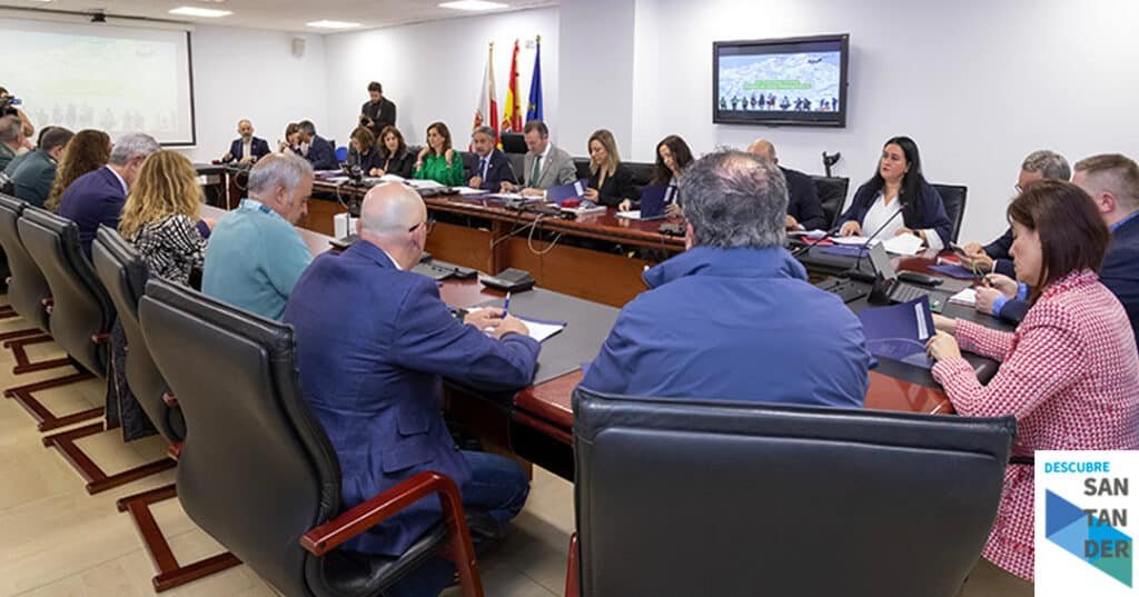 Noticias Santander Cantabria lidera la reducción de la exclusión financiera y más de 8.000 personas recuperan estos servicios con el proyecto de cajeros del Gobierno