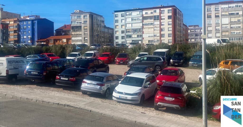 El Ayuntamiento habilitará un aparcamiento gratuito para vecinos en la calle Alta