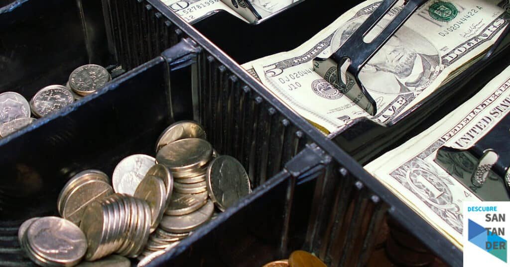 Noticias Santander Detenido un hombre de 46 años tras robar la caja registradora de una librería de Santander