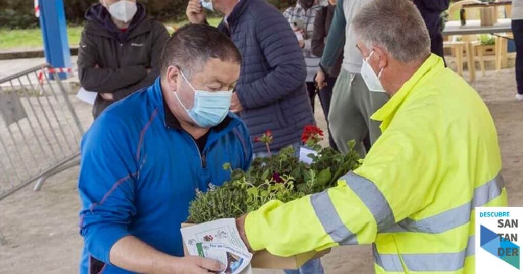 Noticias SAntander Camargo llevará a cabo del 3 al 5 de mayo la segunda fase de su campaña de repoblación forestal con la entrega de flores y plantas