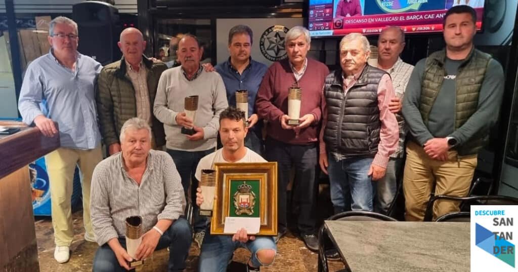 Noticias Santander El equipo de L’Argolla se proclama ganador del XXVI Campeonato de mus interpeñas Trofeo Ayuntamiento de Piélagos - Memorial ‘El Kaiser’