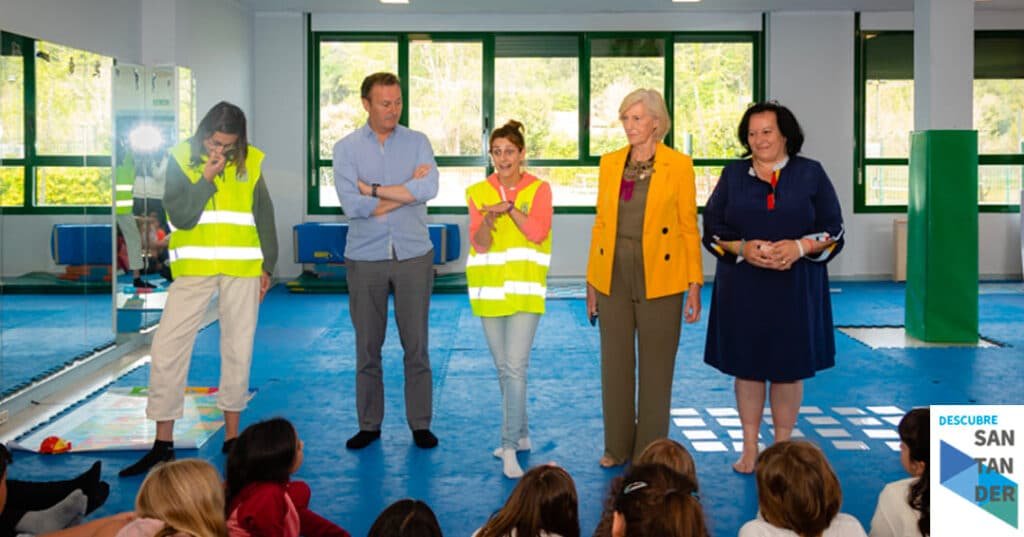 Noticias Santander La 'Liga del Reciclaje' conciencia a los escolares cántabros de una manera didáctica y práctica sobre la importancia de preservar el medio ambiente