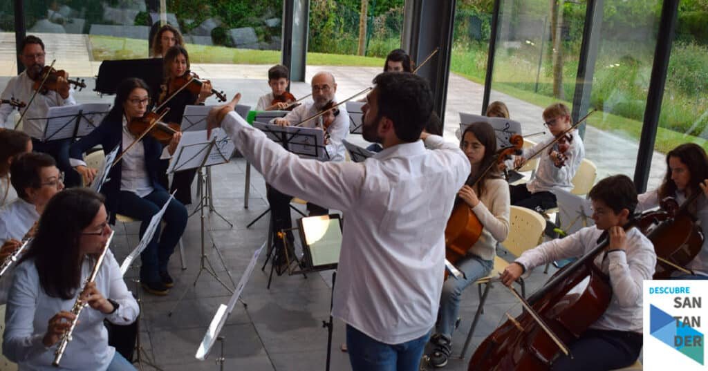 Noticias Santander La Orquesta de la Escuela municipal de música de Piélagos se presenta en sociedad en la Biblioteca municipal de Mortera con motivo del Día del libro