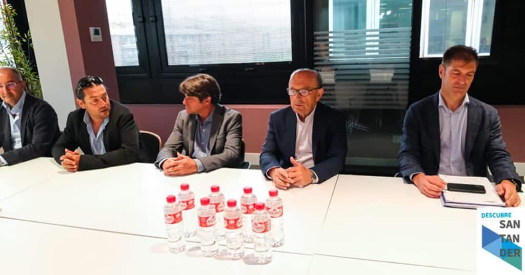 Noticias Santander Marcano se reúne en la CEOE-CEPYME con representantes de las asociaciones de jardinería de toda España