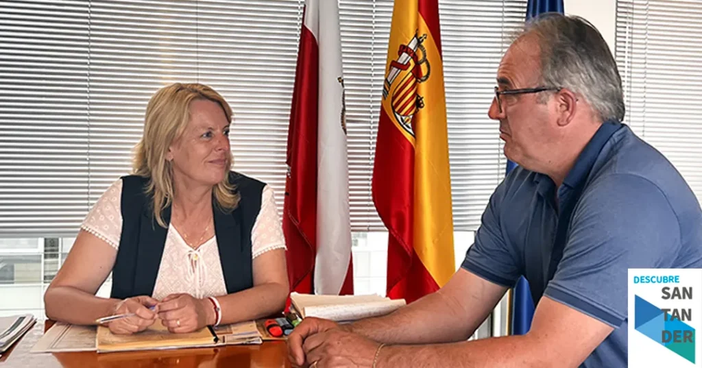 Noticias Santander La consejera de Desarrollo Rural repasa con el alcalde de Vega de Liébana proyectos clave en el municipio