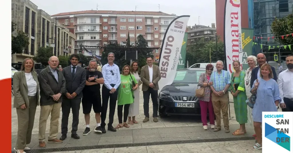 Noticias Torrelavega Entregado el coche de la campaña de dinamización comercial de Torrelavega