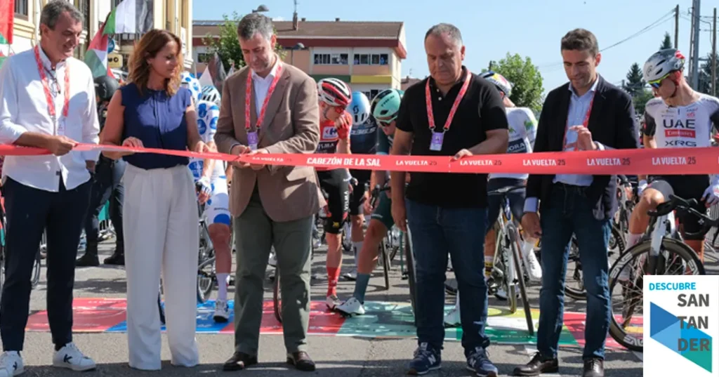 Noticias Cabezón de la Sal Martínez Abad despide en Cabezón de la Sal a la Vuelta Ciclista a su paso por Cantabria