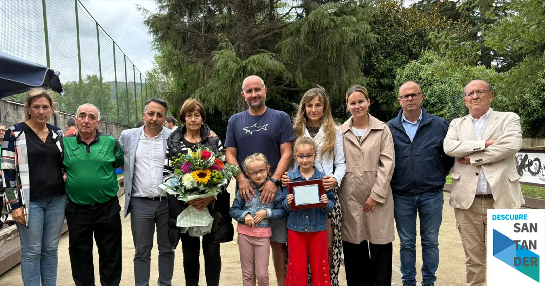 Piélagos rinde homenaje al jugador de bolo pasiego Pedro Calleja Cobo