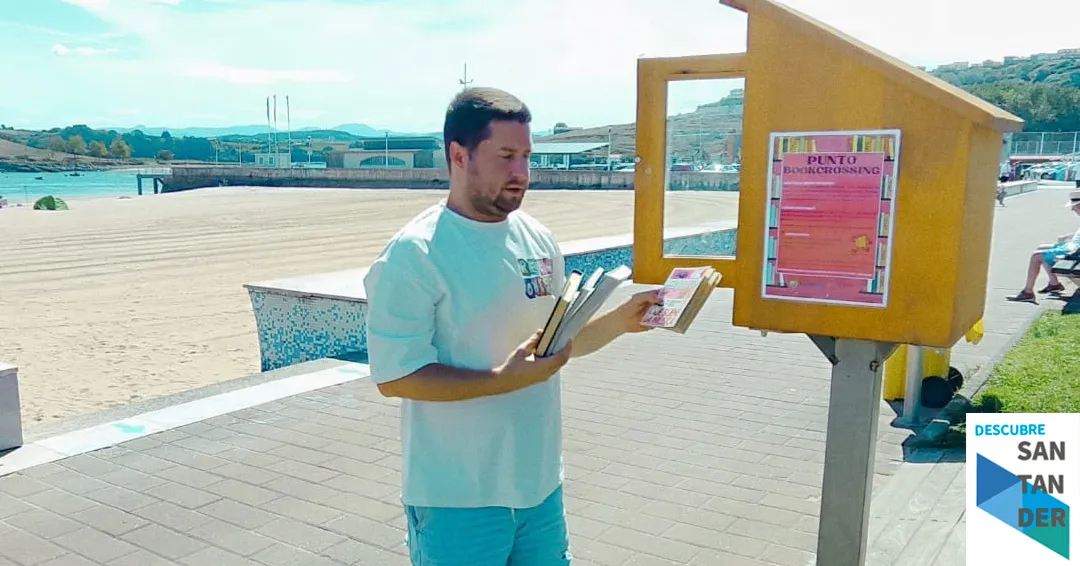 Llega el “Bookcrossing” a Suances con la instalación de tres casetas para promocionar la lectura