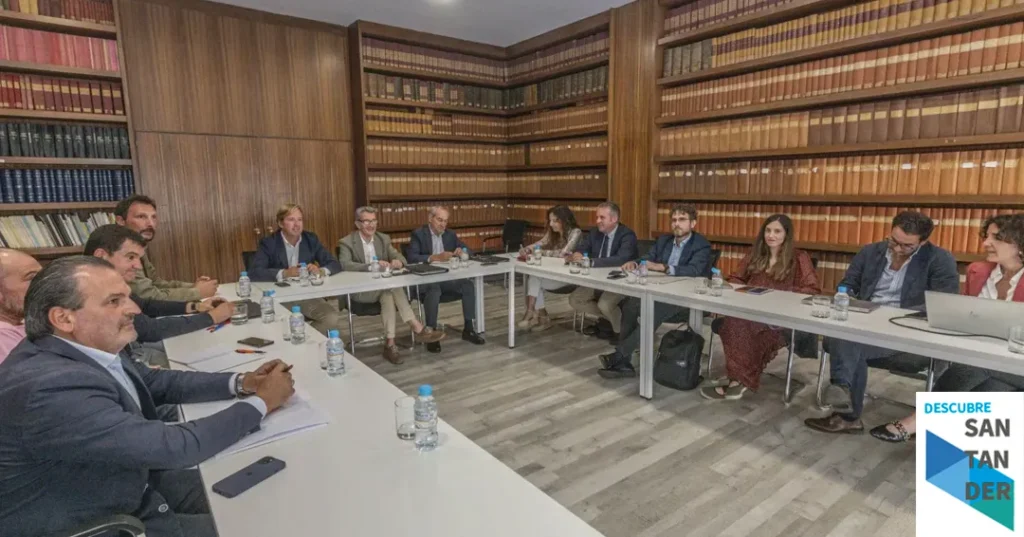 Noticias Torrelavega Torrelavega participa en la Mesa de Revitalización de Bridgestone