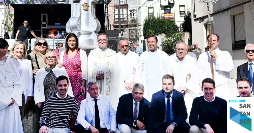 Noticias Santander La alcaldesa participa junto a los vecinos de Perines en la fiesta de la Virgen de El Pilar