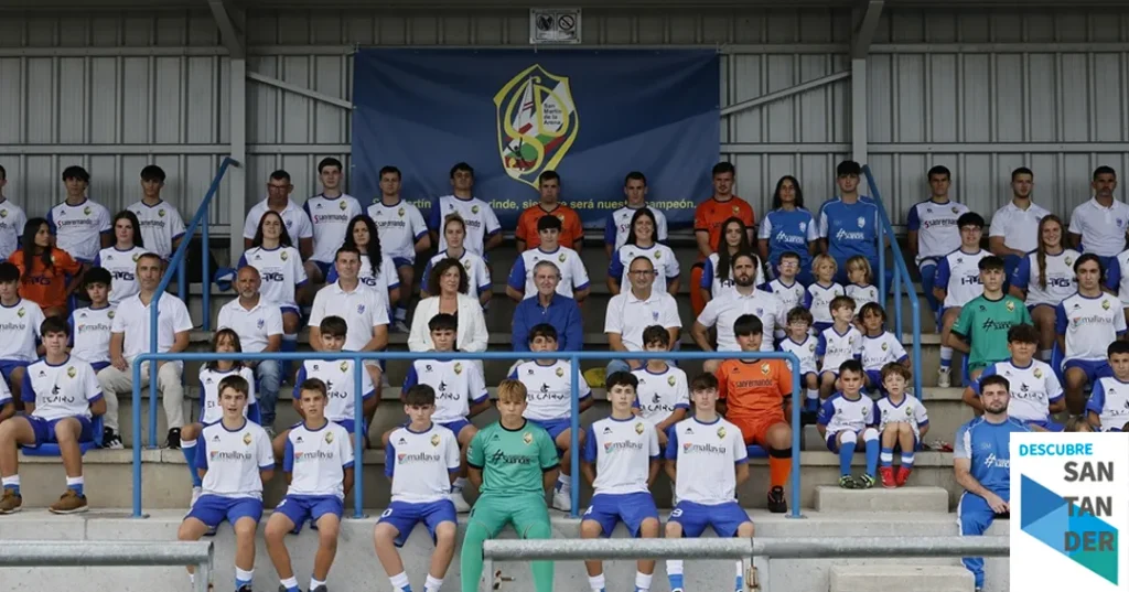 Noticias Suances Presentadas oficialmente las Escuelas Deportivas Municipales de fútbol de Suances y los equipos del S.D. San Martín de la Arena