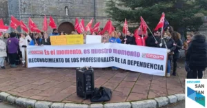 Noticias Cantabria CCOO se moviliza en defensa de la plantilla de la residencia San Francisco de Reinosa y la garantía de la prestación del servicio