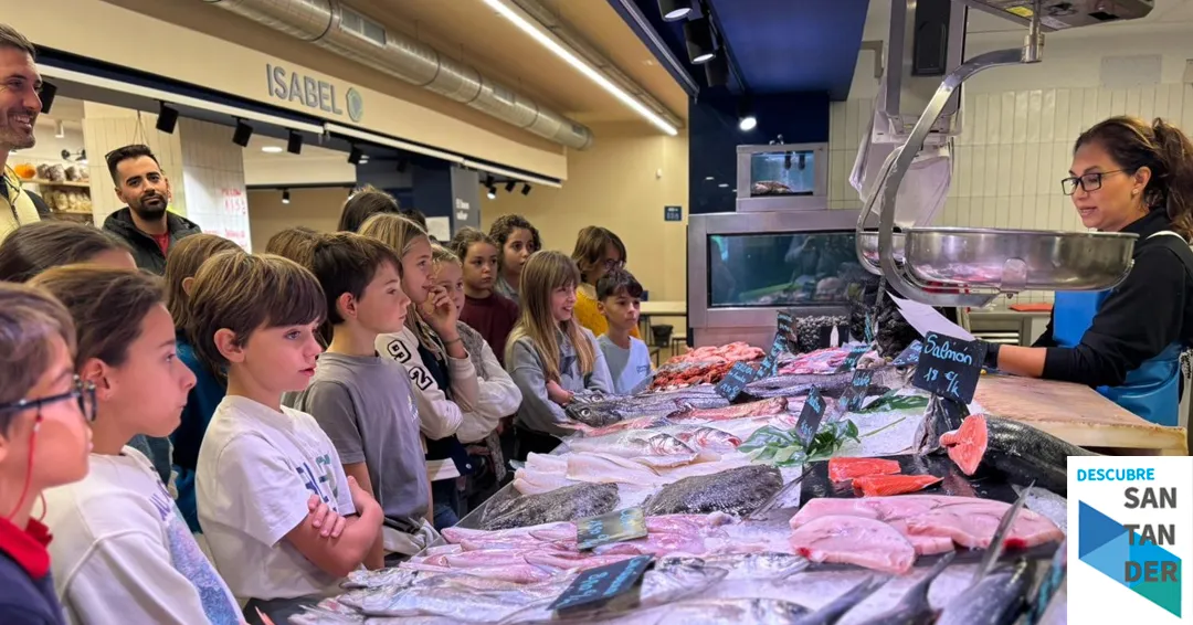 Nuevas acciones de dinamización y masterclass a escolares en el mercado de Puertochico