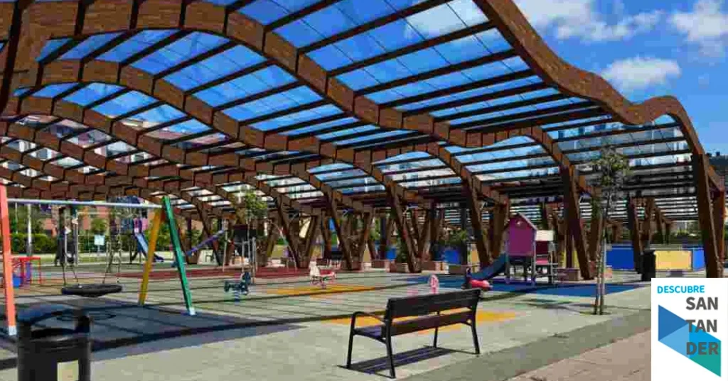 Noticias Santander Piña propone cubrir el parque infantil del Sector 4 "para que los niños y las familias lo usen los 365 días del año"