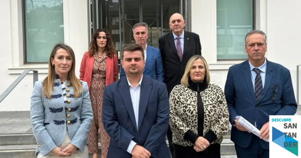 Noticias Torrelavega El PP abandona el pleno después de que Javier López Estrada impida que se debatan sus mociones