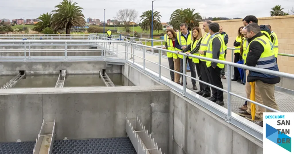 Noticias Santander Buruaga inaugura las obras en la depuradora de San Román, "buque insignia de los sistemas de tratamiento de Cantabria" que da servicio a 428.000 cántabros