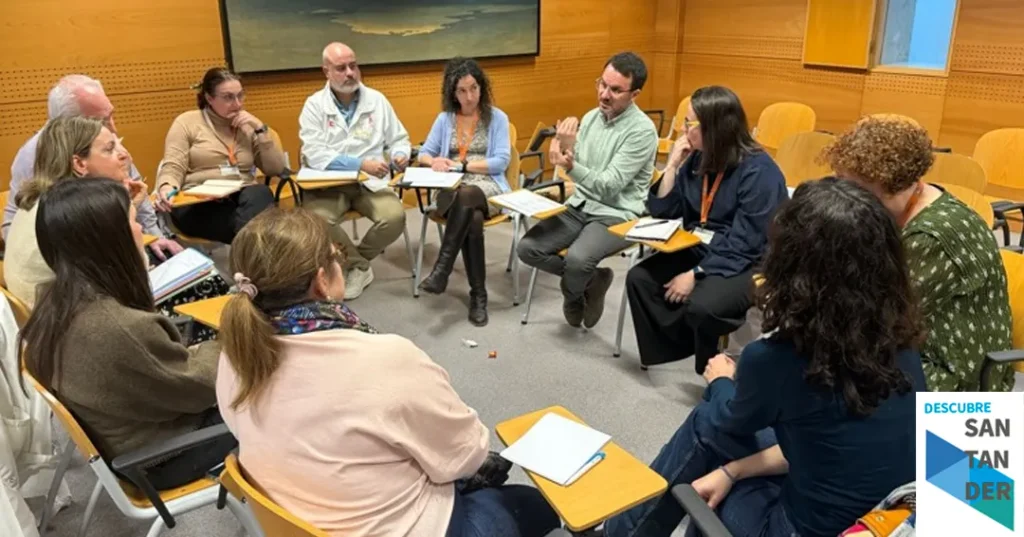 Noticias Cantabria Cantabria pone en marcha un nuevo proyecto pionero para mejorar la calidad y organización asistencial que anticipa complicaciones y mejora la atención a pacientes crónicos
