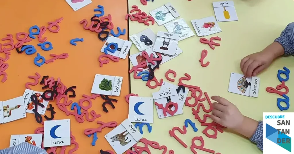 Noticias Torrelavega Abierto el plazo de solicitud de ayudas para la compra de libros y material escolar para el curso 2025-2026