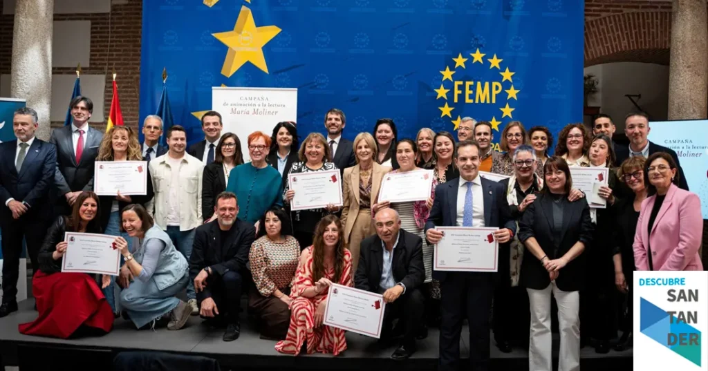 Noticias Suances La Biblioteca municipal Elena Soriano recoge el premio de la Campaña de Animación a la Lectura María Moliner en su XXV edición