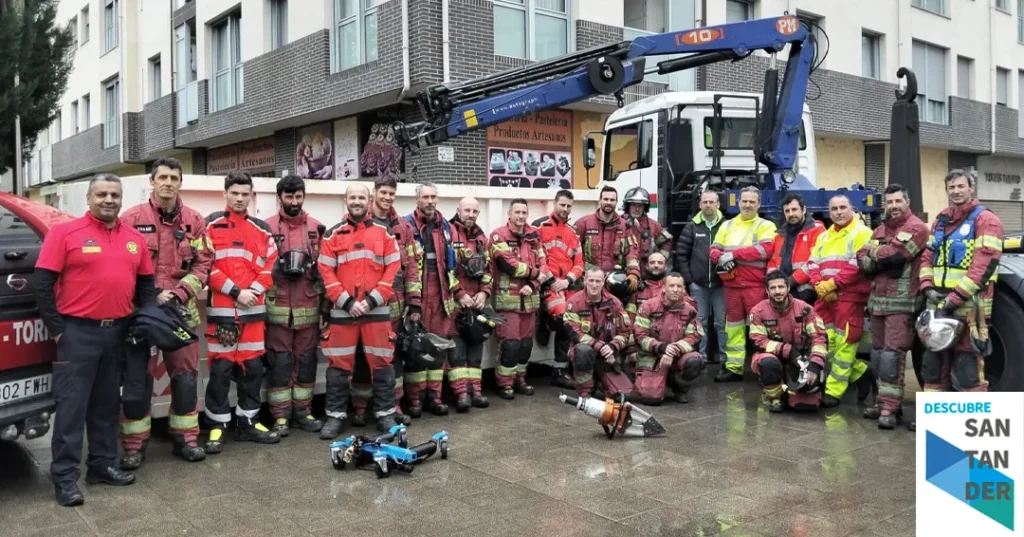 Noticias Torrelavega El Parque de Bomberos de Torrelavega se forma en la intervención en incendios en garajes subterráneos y vehículos eléctricos