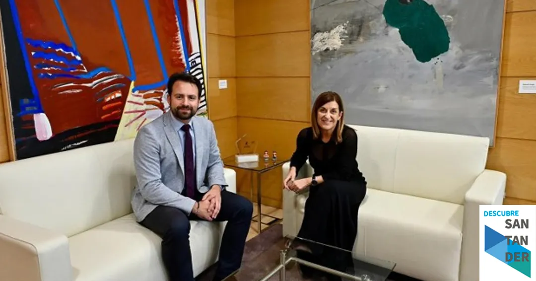 Buruaga y Queipo presiden un encuentro popular astur-cántabro para analizar la realidad y el futuro de ambas comunidades