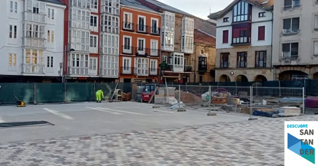 Noticias Reinosa La empresa estima que las obras en la Plaza de España y la Calle Mayor estarán terminadas en septiembre
