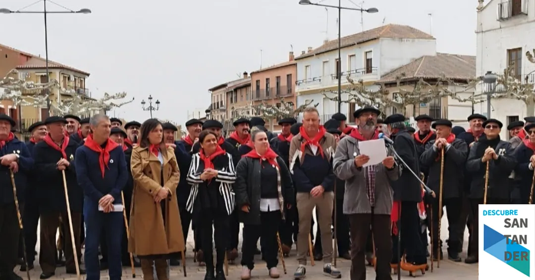 Torrelavega refuerza la difusión de sus tradiciones con el viaje de la Ronda Marcera a Nava del Rey