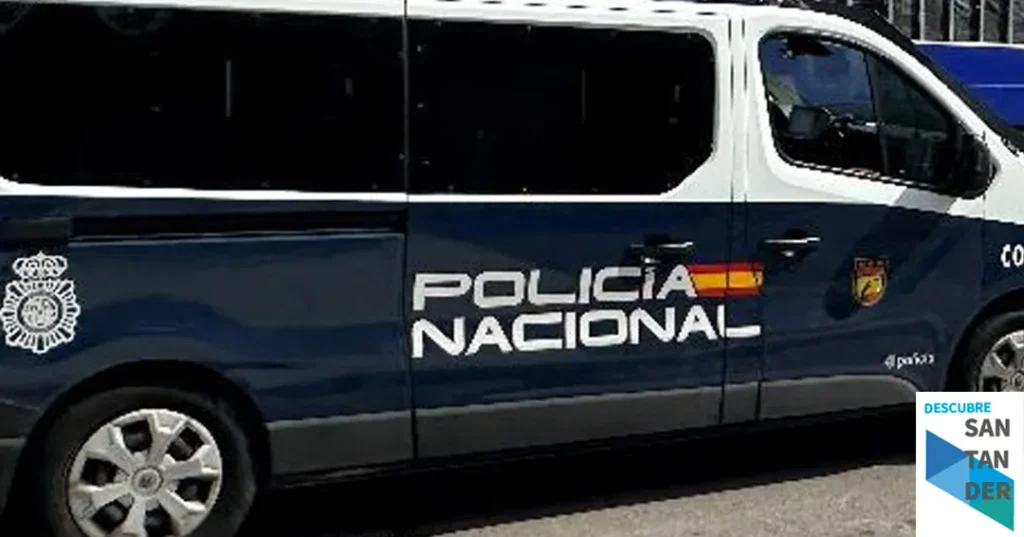 Joven detenida por agredir a policías tras ir en patinete por la acera
